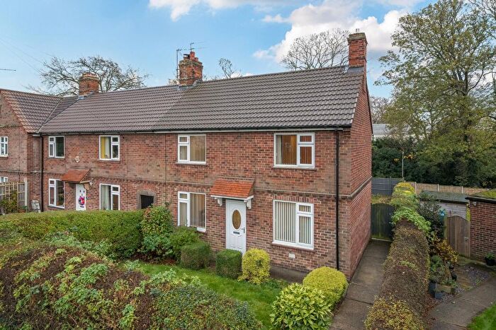 3 Bedroom End Terrace House For Sale In Grange Crescent, Tadcaster, North Yorkshire, LS24