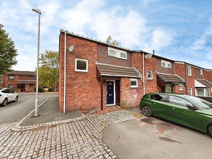 2 Bedroom End Terrace House For Sale In Maple Close, Trench, TF2