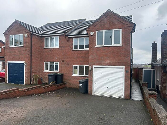 3 Bedroom Semi-Detached House To Rent In Chewton Street, Eastwood, Nottingham, NG16
