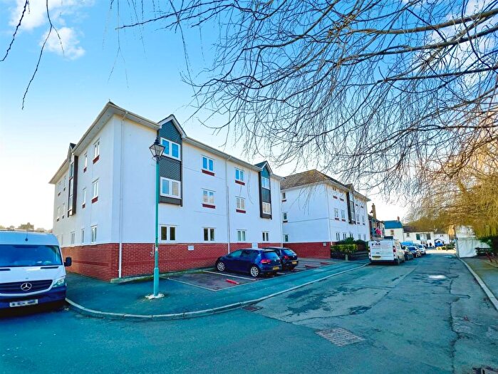 2 Bedroom Flat For Sale In Riverside Mill, The Back, Chepstow, NP16