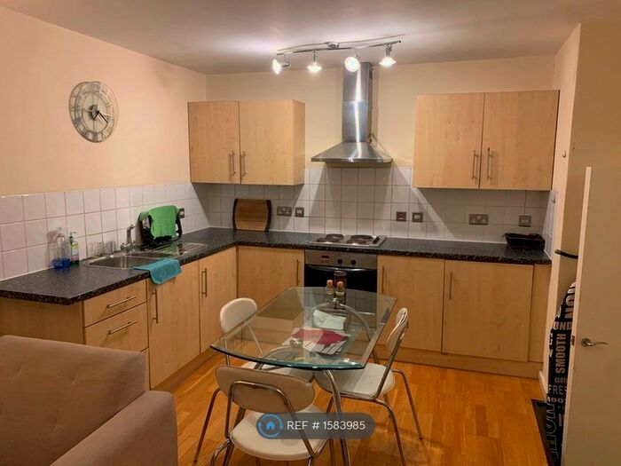 1 Bedroom Flat To Rent In The Vista Building, London, SE18