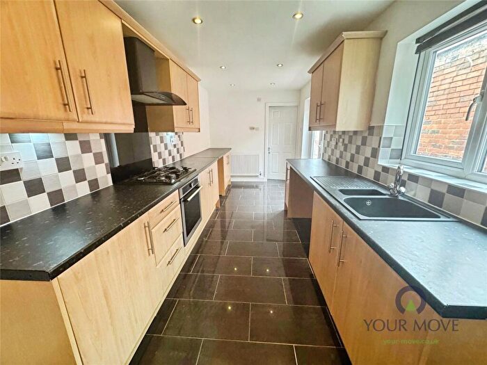 2 Bedroom Detached House To Rent In Blackberry Lane, Halesowen, West Midlands, B63