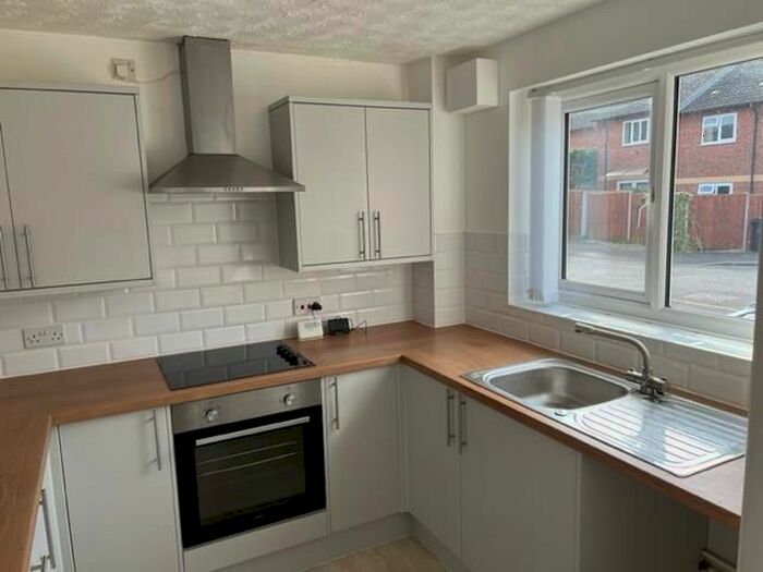 2 Bedroom Property To Rent In Juniper Close, Thetford, IP24