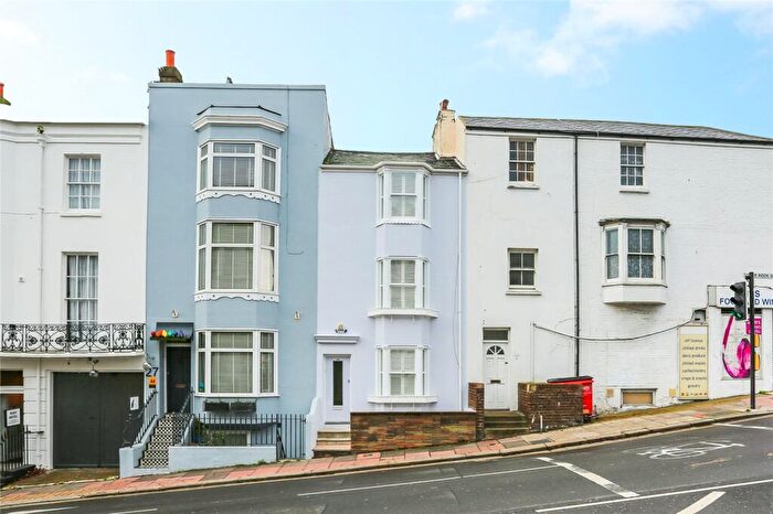 4 Bedroom Terraced House To Rent In Upper Rock Gardens, Brighton, BN2