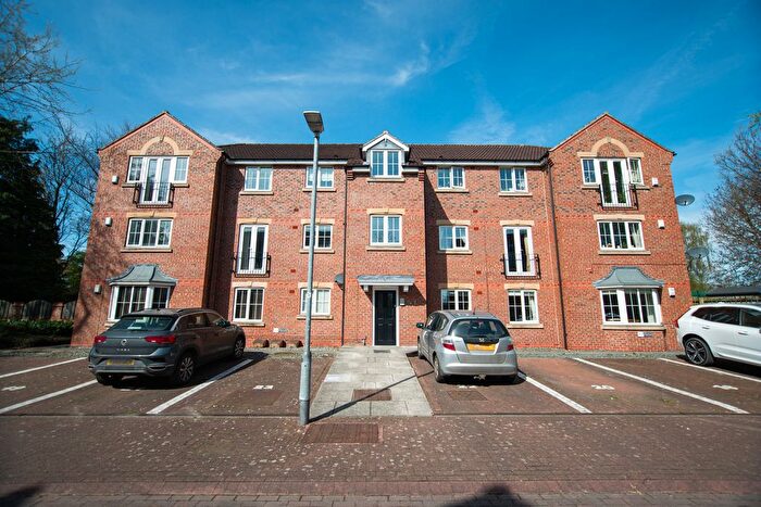 2 Bedroom Flat To Rent In Wolfreton Mews, Willerby, Hull, HU10