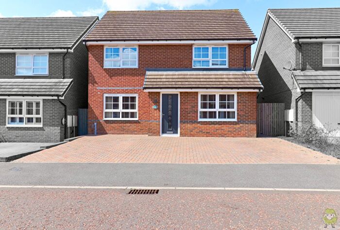 4 Bedroom Detached House For Sale In Gresford Close, Hebburn, Tyne And Wear, NE31