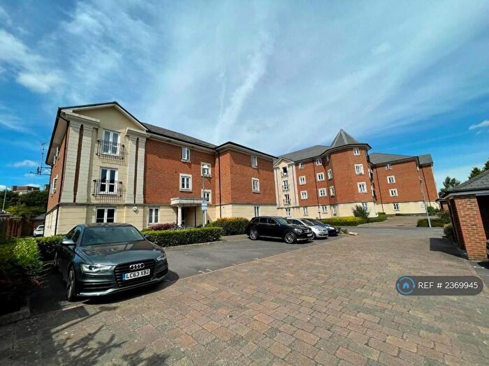 2 Bedroom Flat To Rent In Brunel Crescent, Swindon, SN2