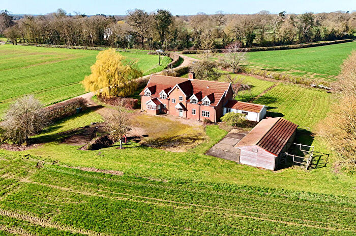 7 Bedroom Detached House For Sale In Caston Road, Griston, IP25