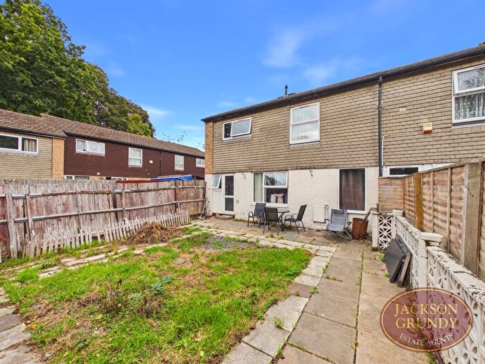 3 Bedroom End Terrace House For Sale In Leyside Court, Goldings, NN3