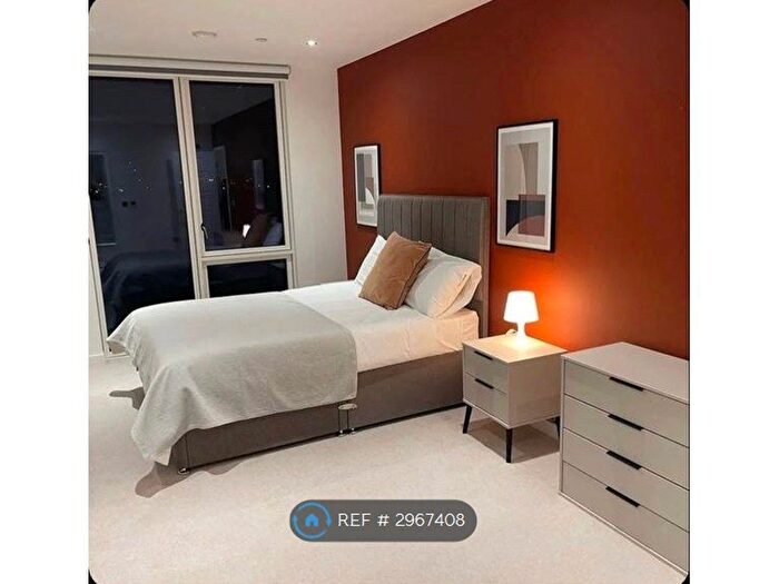 2 Bedroom Flat To Rent In Ariel House, London, E1W