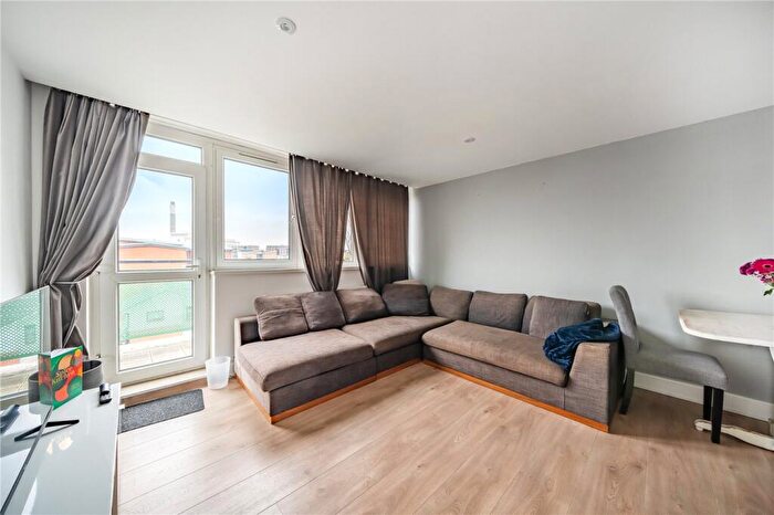 2 Bedroom Apartment For Sale In St. Helena Road, London, SE16