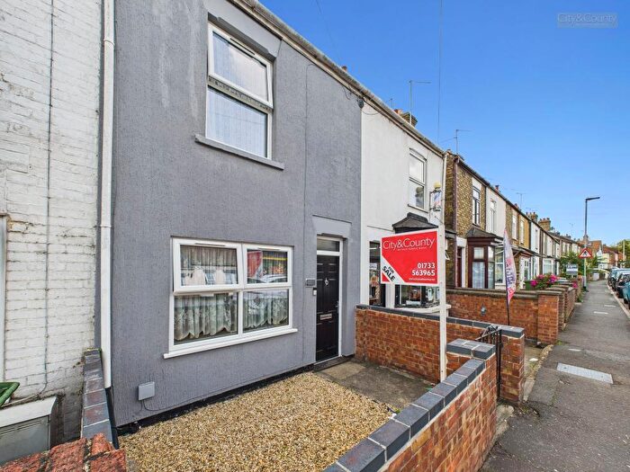 3 Bedroom Terraced House For Sale In High Street, Peterborough, PE2