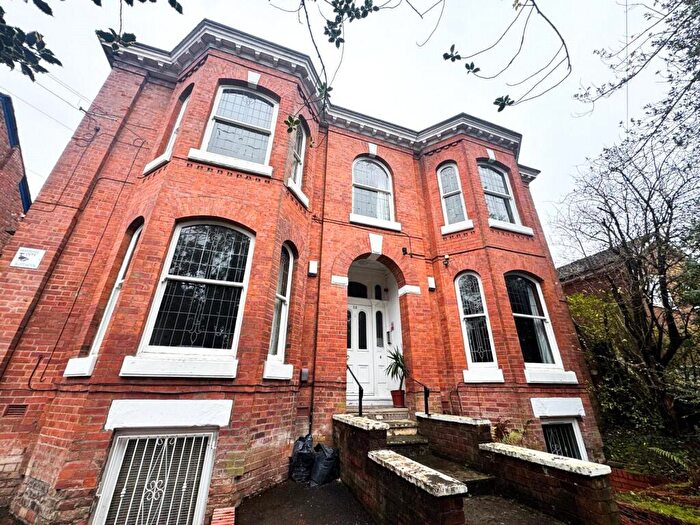 2 Bedroom Apartment To Rent In Parsonage Road, Manchester, Greater Manchester, M20