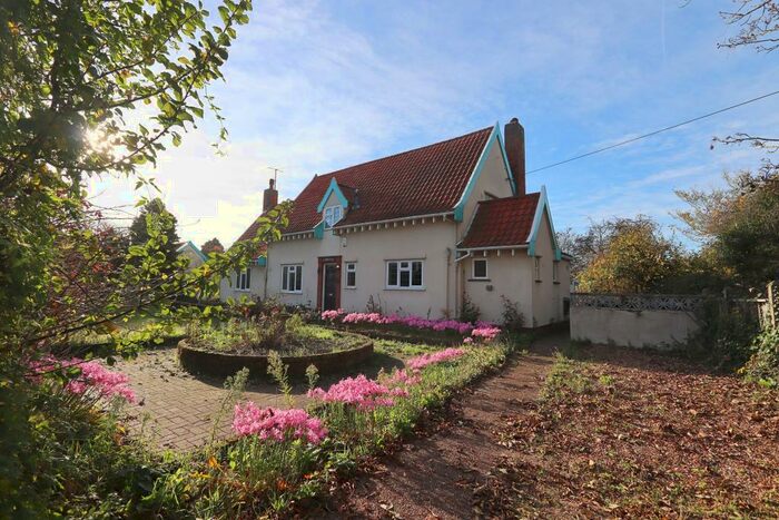 3 Bedroom Cottage To Rent In High Road, Trimley St Mary, IP11