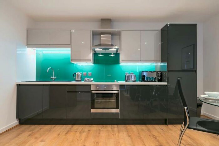 2 Bedroom Flat To Rent In Delaney Building, Derwent Street, Salford, M5