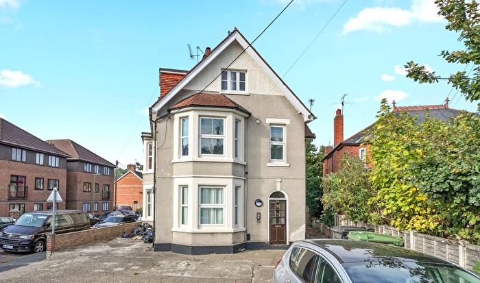 2 Bedroom Flat For Sale In Flat Frimley Road, Camberley, Surrey, GU15