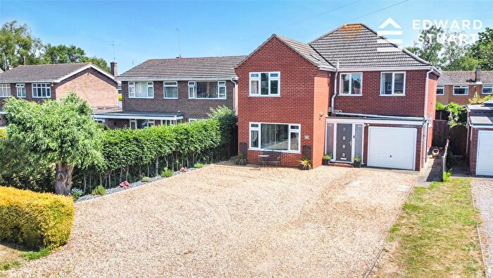 4 Bedroom Detached House For Sale In Hall Street, Crowland, Peterborough, Lincolnshire, PE6