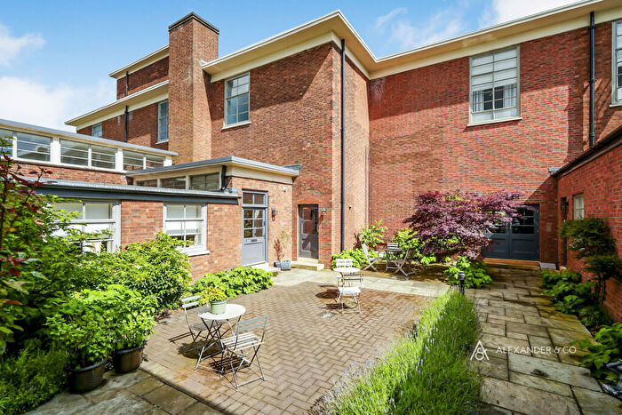 2 Bedroom Flat To Rent In Building, Orchard Square, Caversfield, OX27