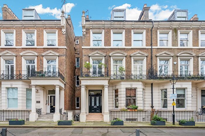 2 Bedroom Flat To Rent In Holland Park Avenue, London, W11