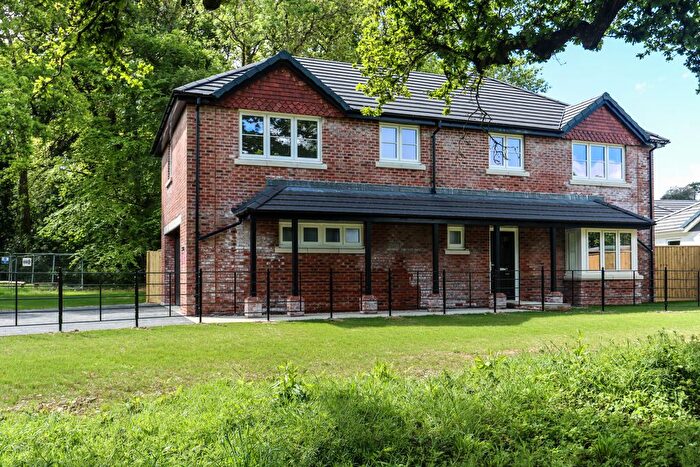 4 Bedroom Detached House For Sale In Bentinck Close, Newton Abbot, TQ13