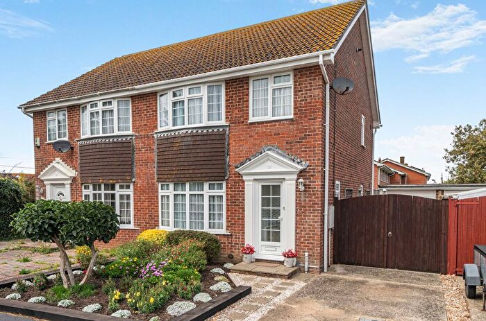 3 Bedroom Semi-Detached House For Sale In Cambridge Avenue, West Wittering, PO20