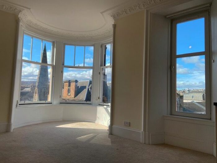 2 Bedroom Flat To Rent In Scott Street, Perth, PH1