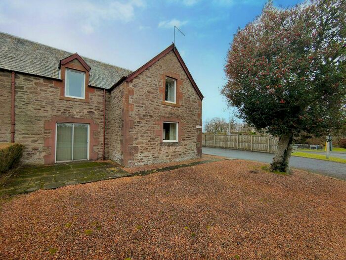 3 Bedroom Semi-Detached House For Sale In Loanyett, Tullibardine, Auchterarder, PH3