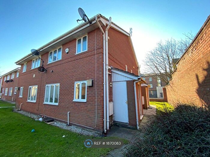 1 Bedroom Flat To Rent In Acorn Court, Liverpool, L8