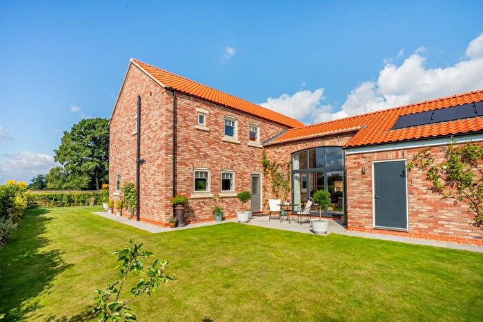5 Bedroom Detached House For Sale In Heathride, Skipwith, York, YO8