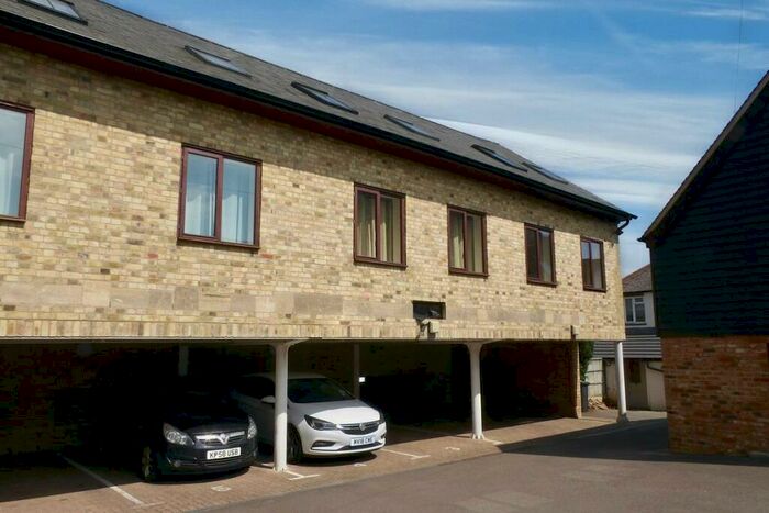 1 Bedroom Flat To Rent In Chapel Court, Sun Street, Sandy, SG19