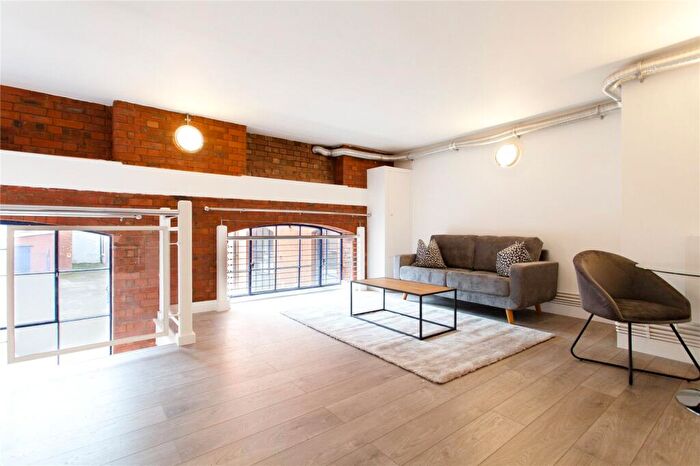 1 Bedroom Maisonette To Rent In Canonbury Heights East, Henshall Street, N1