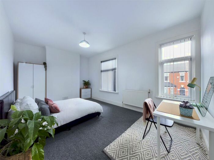 4 Bedroom House To Rent In Elleray Road, Salford, M6