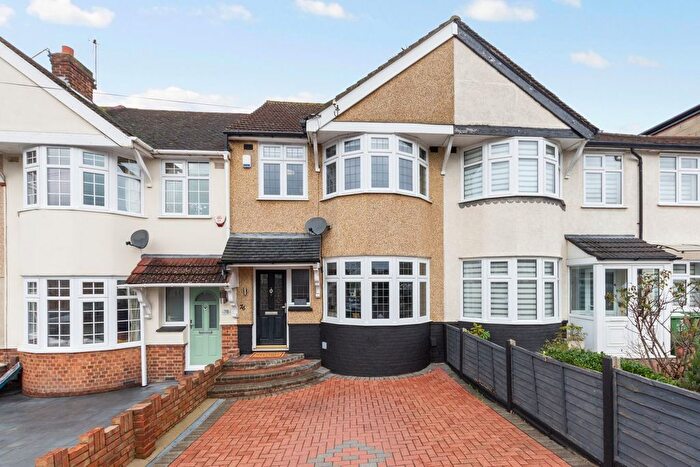 3 Bedroom Terraced House For Sale In Gloucester Avenue, Welling, DA16