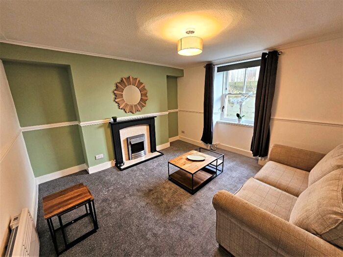 1 Bedroom Flat To Rent In Crown Street, City Centre, Aberdeen, AB11