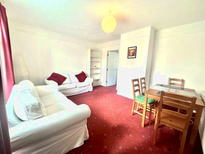 4 Bedroom Semi-Detached House To Rent In St Mildreds Road, Norwich, NR5