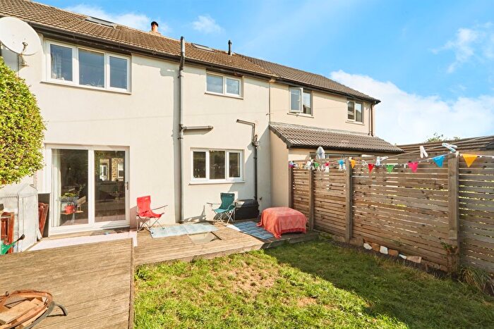 3 Bedroom Terraced House For Sale In Gordon Street, Ilkley, LS29