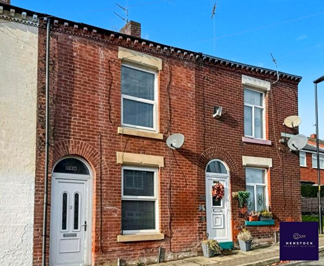 3 Bedroom Terraced House For Sale In Morton Street, Middleton, Manchester, M24