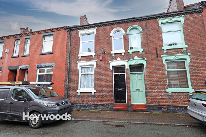 3 Bedroom Terraced House For Sale In Oxford Street, Penkhull, Stoke-on-Trent, Staffordshire, ST4