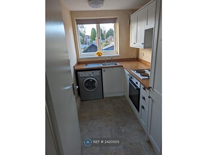 1 Bedroom Flat To Rent In Meridian Court, Bromsgrove, B60