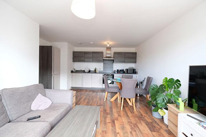 2 Bedroom Flat For Sale In The Riley Building, Derwent Street, M5