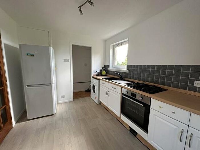 2 Bedroom Flat To Rent In Taransay Crescent, Aberdeen, AB16