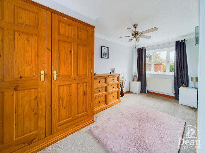 4 Bedroom Detached House For Sale In The Spires, Lydney, GL15