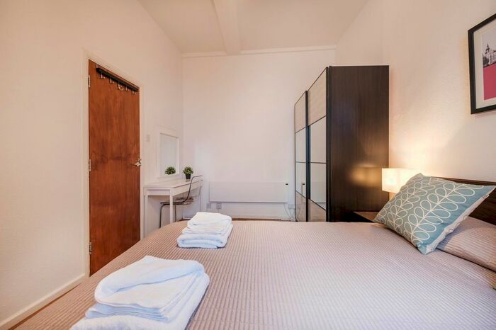 1 Bedroom Flat To Rent In Oxford Street, W1D