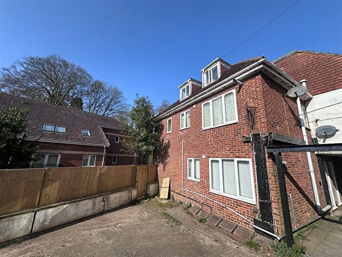 1 Bedroom Flat To Rent In Woodland Vale Road, St. Leonards-On-Sea, TN37