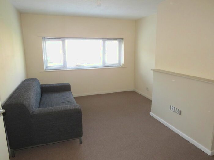 1 Bedroom Flat To Rent In London Road, Calne, SN11