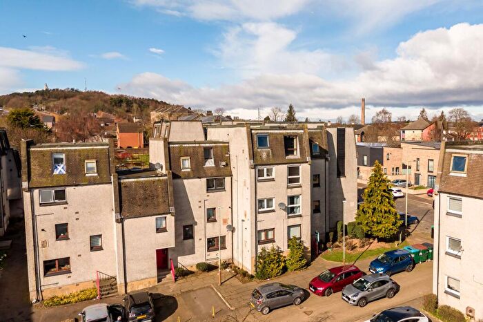 1 Bedroom Flat For Sale In Hill Square, Dundee, DD3