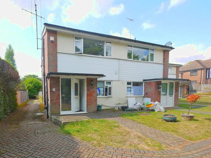 3 Bedroom Terraced House To Rent In Rickmansworth Road, Northwood, HA6