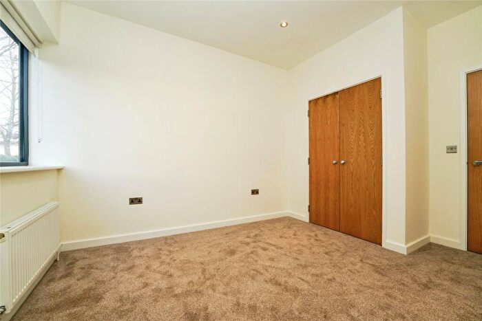 2 Bedroom Flat For Sale In Falcon Close, Quedgeley, Gloucester, Gloucestershire, GL2