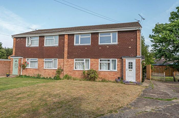 2 Bedroom Maisonette For Sale In Meon Crescent, Chandler's Ford, SO53