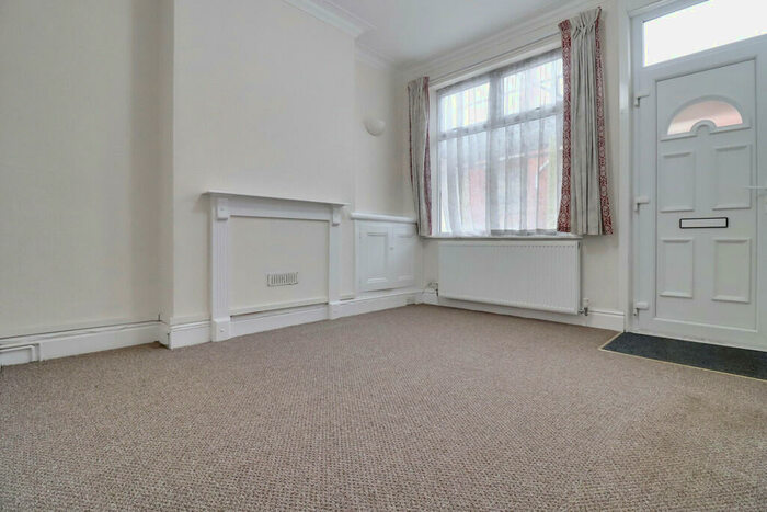 2 Bedroom Terraced House To Rent In Eastleigh Road, Leicester, LE3